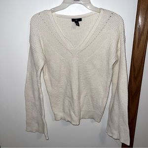 Cream size S gap sweater wide sleeve.
